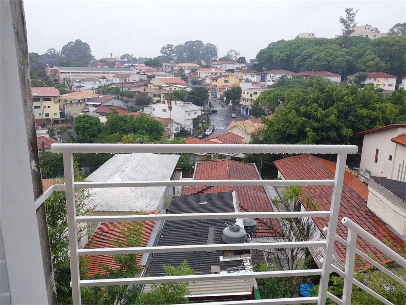 Casa à venda com 5 quartos, sendo 2 suítes,  em Jardim Bonfiglioli, São Paulo, SP