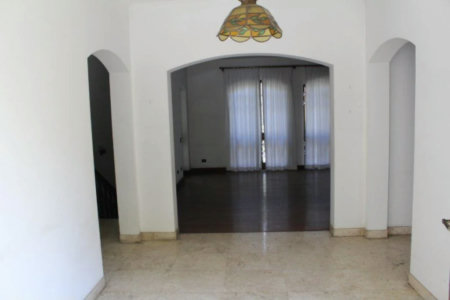 Casa Térrea à venda ou para alugar com 6 suítes em Vila Tramontano, São Paulo, SP