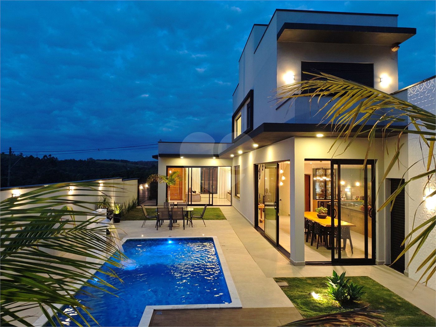 Casa à venda com 3 suítes no condomínio Villa D' Oro, Vinhedo - SP