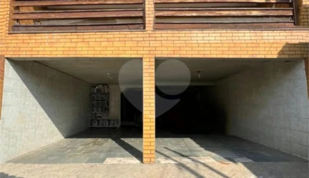Casa à venda com 4 quartos, sendo 2 suítes,  em Carandiru, São Paulo, SP