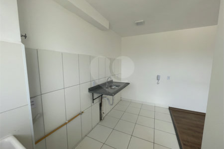 Apartamento à venda com 2 quartos em Vila Regina, Itapetininga, SP