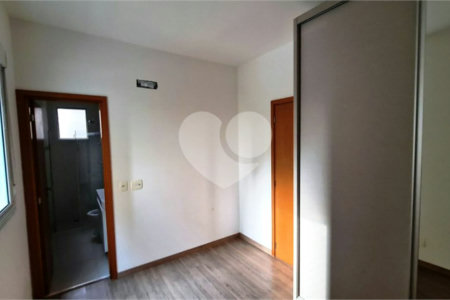 Apartamento à venda com 3 quartos, sendo 2 suítes, em Santa Teresinha, São Paulo, SP