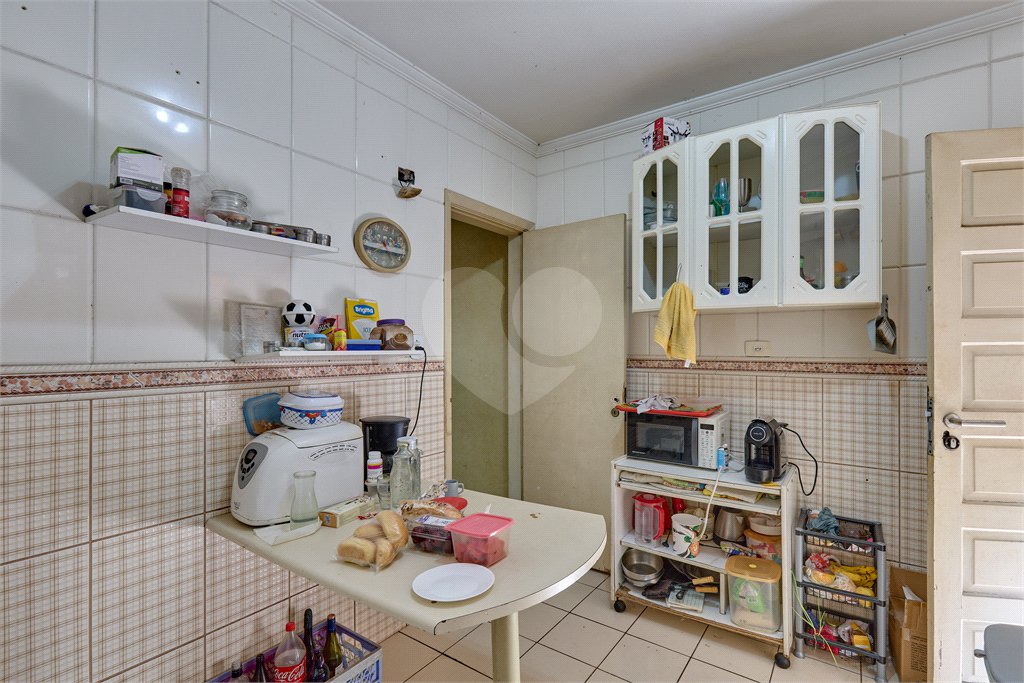 Casa à venda com 4 quartos, sendo 2 suítes, em Santo Amaro, São Paulo, SP