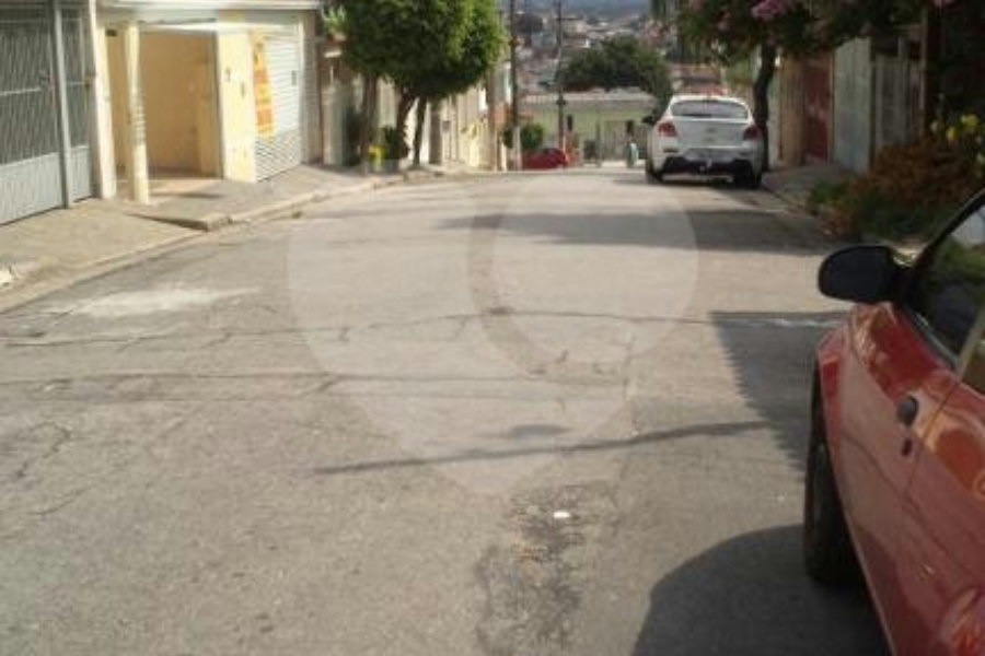 Sobrado à venda com 3 quartos em Vila Nova Mazzei, São Paulo, SP