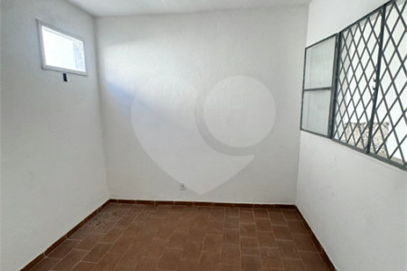 Casa à venda ou para alugar com 1 quarto em Campo Grande, Rio de Janeiro, RJ