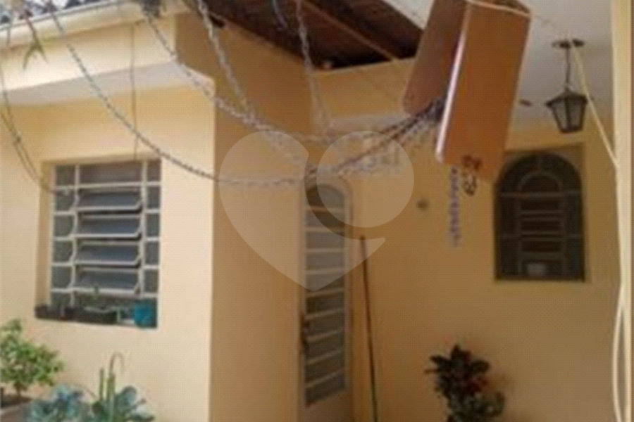Sobrado à venda com 3 quartos, sendo 1 suíte, em Horto, São Paulo, SP