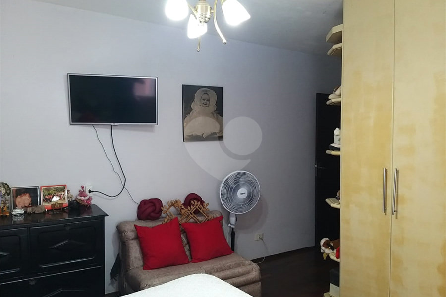 Sobrado à venda com 4 quartos, sendo 1 suíte, no Brasilândia, São Paulo, SP