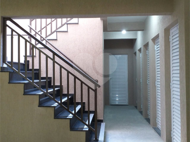 Casa à venda ou para alugar com 3 quartos, sendo 1 suíte,  no condomínio martinha, São Paulo - SP