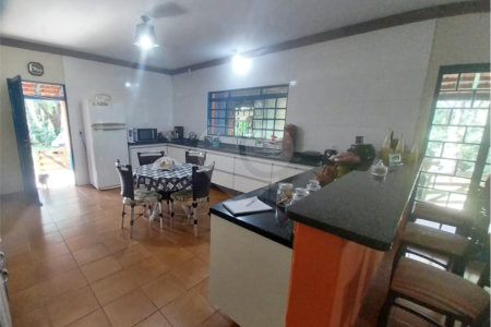 Linda Chacara seu Resort Partiular