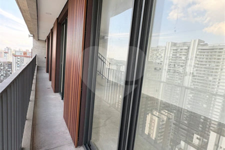 Apartamento à venda com 4 suítes em Jardim das Acácias, São Paulo, SP