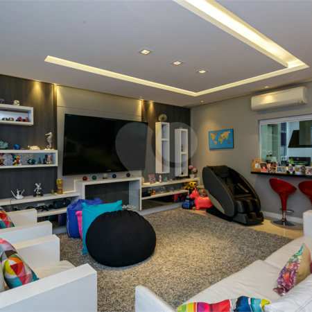 Casa à venda com 3 suítes no condomínio Modigliani, São Paulo - SP
