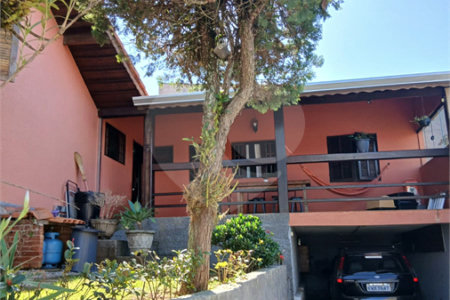 Casa Térrea à venda com 3 quartos, sendo 1 suíte, em Vila Pomar, Mogi das Cruzes, SP