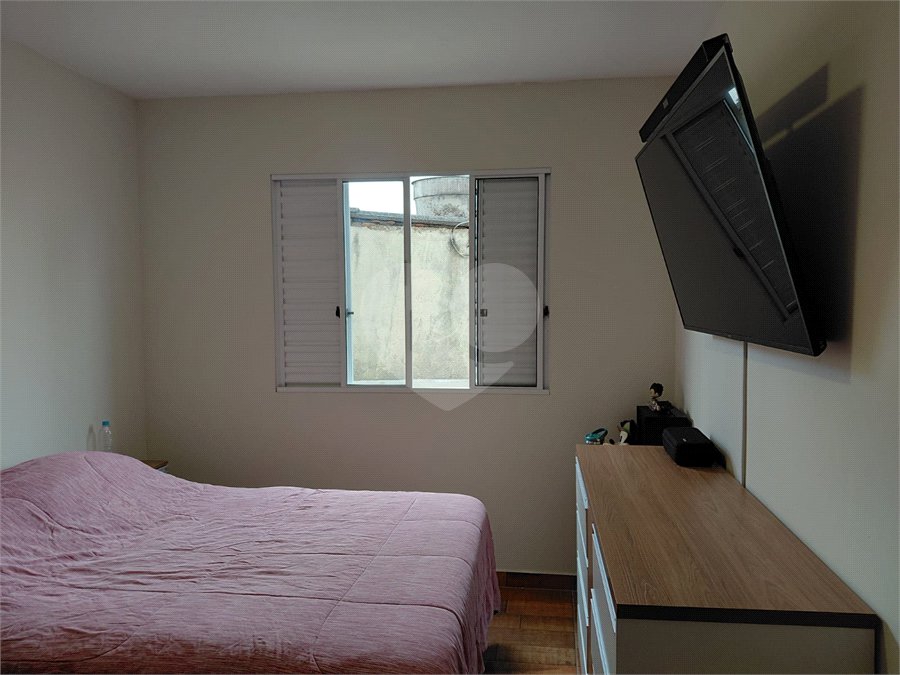 Casa à venda com 2 suítes no condomínio Residencial Guilhen, São Paulo - SP