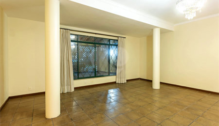 Casa à venda com 3 quartos, sendo 1 suíte,  em Chácara Santo Antônio, São Paulo, SP