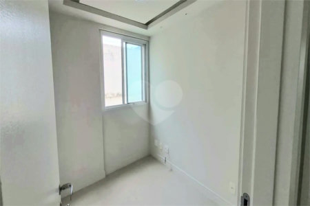 Apartamento à venda com 3 quartos, sendo 1 suíte, em Tijuca, Rio de Janeiro, RJ