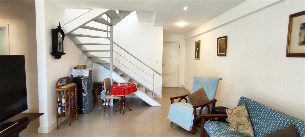 Cobertura à venda com 3 quartos, sendo 1 suíte,  em Tijuca, Rio de Janeiro, RJ