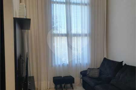 Casa à venda com 3 suítes no condomínio Reserva Real, Paulínia - SP