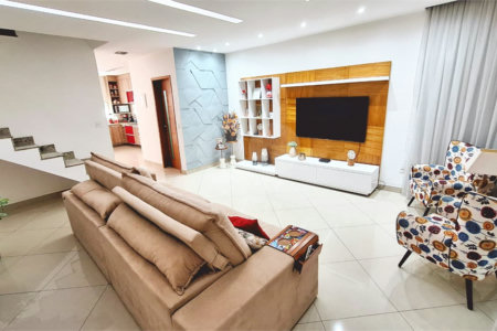 Casa à venda com 2 suítes no condomínio Residencial Vale das Palmeiras, Rio de Janeiro - RJ