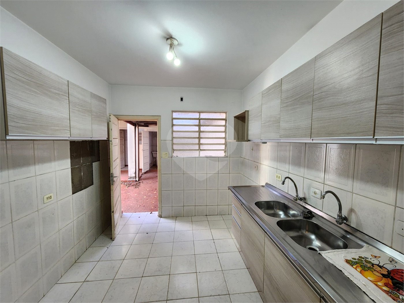 Sobrado à venda com 3 quartos em Indianópolis, São Paulo, SP