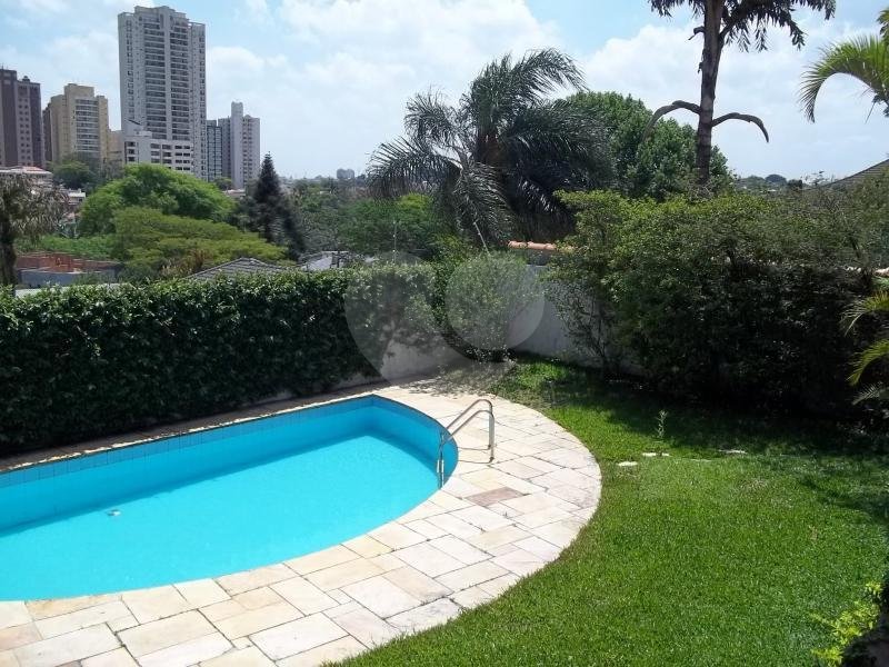 Casa à venda com 4 suítes em Jardim Guedala, São Paulo, SP