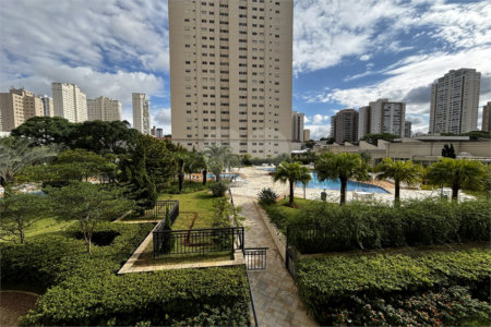 Apartamento para alugar com 3 suítes em Vila Romana, São Paulo, SP