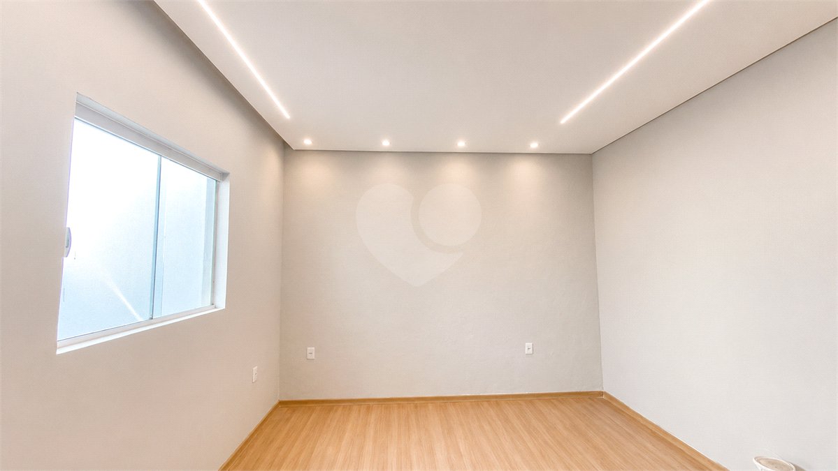 Casa à venda com 2 quartos no condomínio Residencial Esperanza, Sorocaba - SP