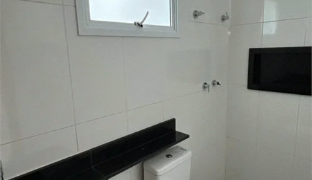 Casa à venda com 3 quartos, sendo 1 suíte, em Jardim Cidália, São Paulo, SP
