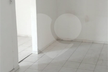 Sobrado à venda com 3 quartos em Vila Medeiros, São Paulo, SP