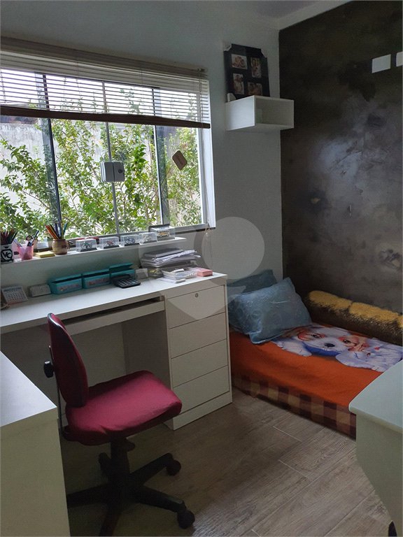 Sobrado à venda com 2 quartos, sendo 1 suíte, em Jardim Meliunas, São Paulo, SP