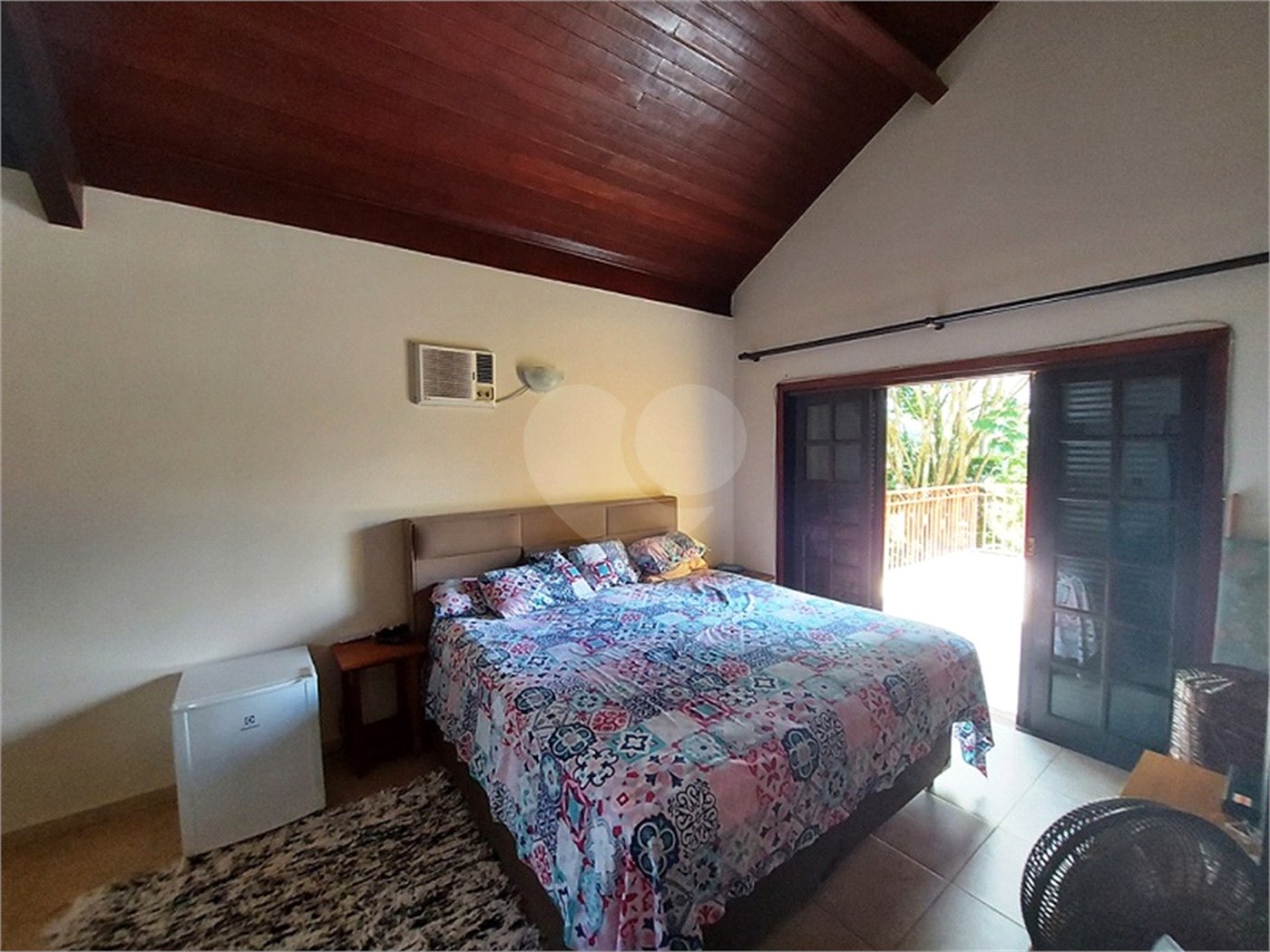 Casa à venda com 5 suítes em Canguera, São Roque, SP