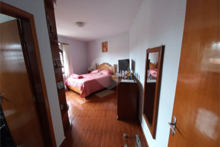 Sobrado à venda com 3 quartos, sendo 1 suíte, em Jardim Umarizal, São Paulo, SP