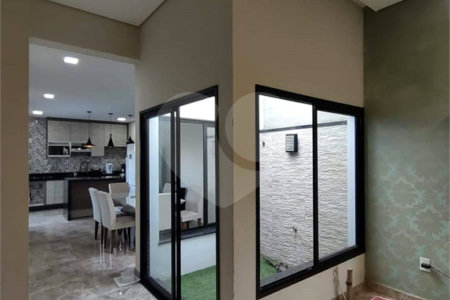 Casa à venda com 3 quartos, sendo 1 suíte, em Residencial Vila dos Eucaliptos, Salto, SP