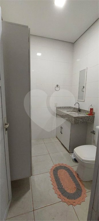 Casa para alugar com 4 quartos, sendo 3 suítes,  no condomínio Figueira Garden, Atibaia - SP