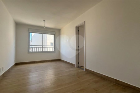 Apartamento à venda com 3 suítes em Santo Amaro, São Paulo, SP