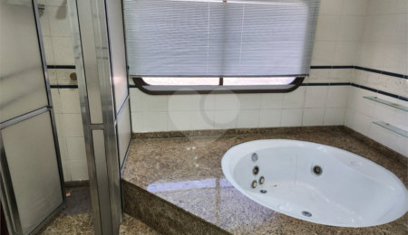 Duplex à venda com 4 suítes em Mooca, São Paulo, SP
