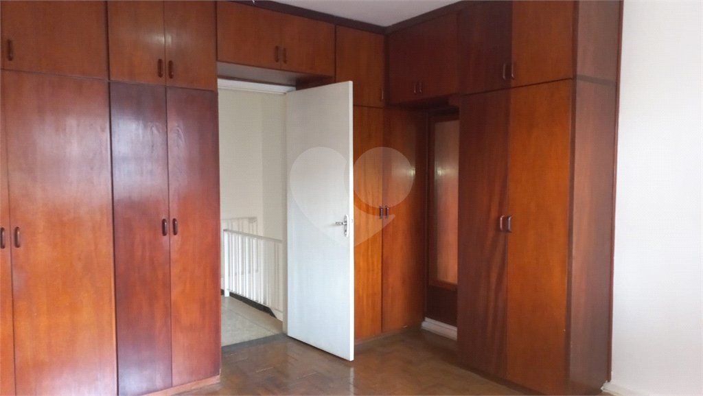 Sobrado à venda com 4 quartos, sendo 1 suíte, em Vila Mazzei, São Paulo, SP