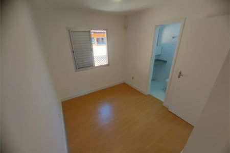 Casa à venda com 2 quartos, sendo 1 suíte,  em Jardim Torino, Cotia, SP