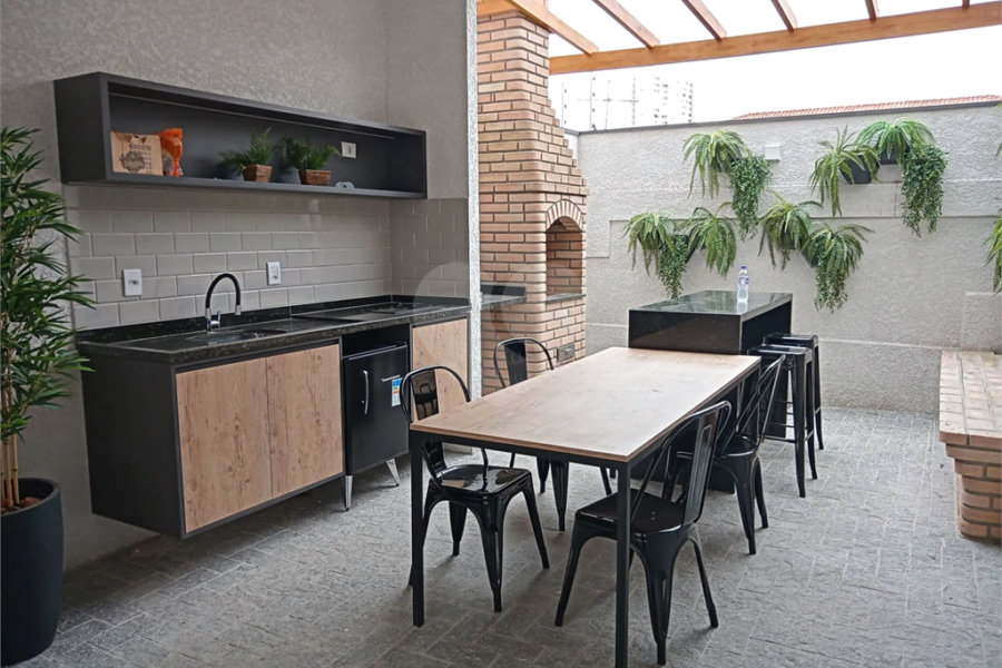 Casa à venda com 2 suítes no condomínio Residencial Napoles, São Paulo - SP