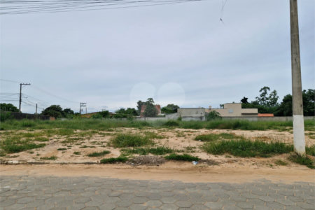 Terreno à venda no Centro, Sarapuí, SP