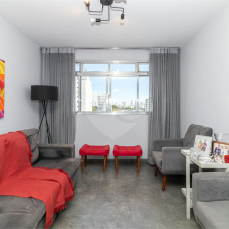 Apartamento à venda com 2 quartos em Moema, São Paulo, SP