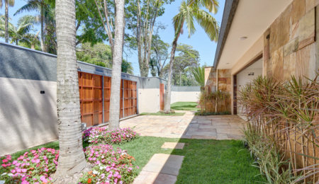 Casa Térrea à venda com 4 quartos, sendo 3 suítes,  em Jardim Prudência, São Paulo, SP