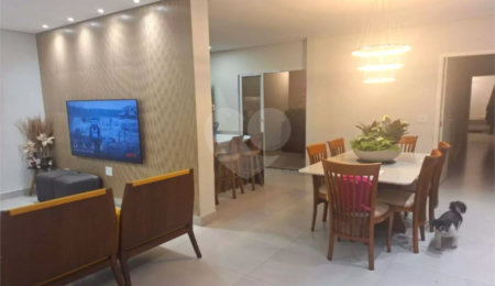 Casa à venda com 3 quartos, sendo 1 suíte,  em Parque Nossa Senhora da Candelária, Itu, SP