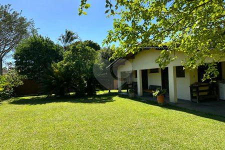 Casa Térrea à venda com 2 suítes em Socorro, São Paulo, SP