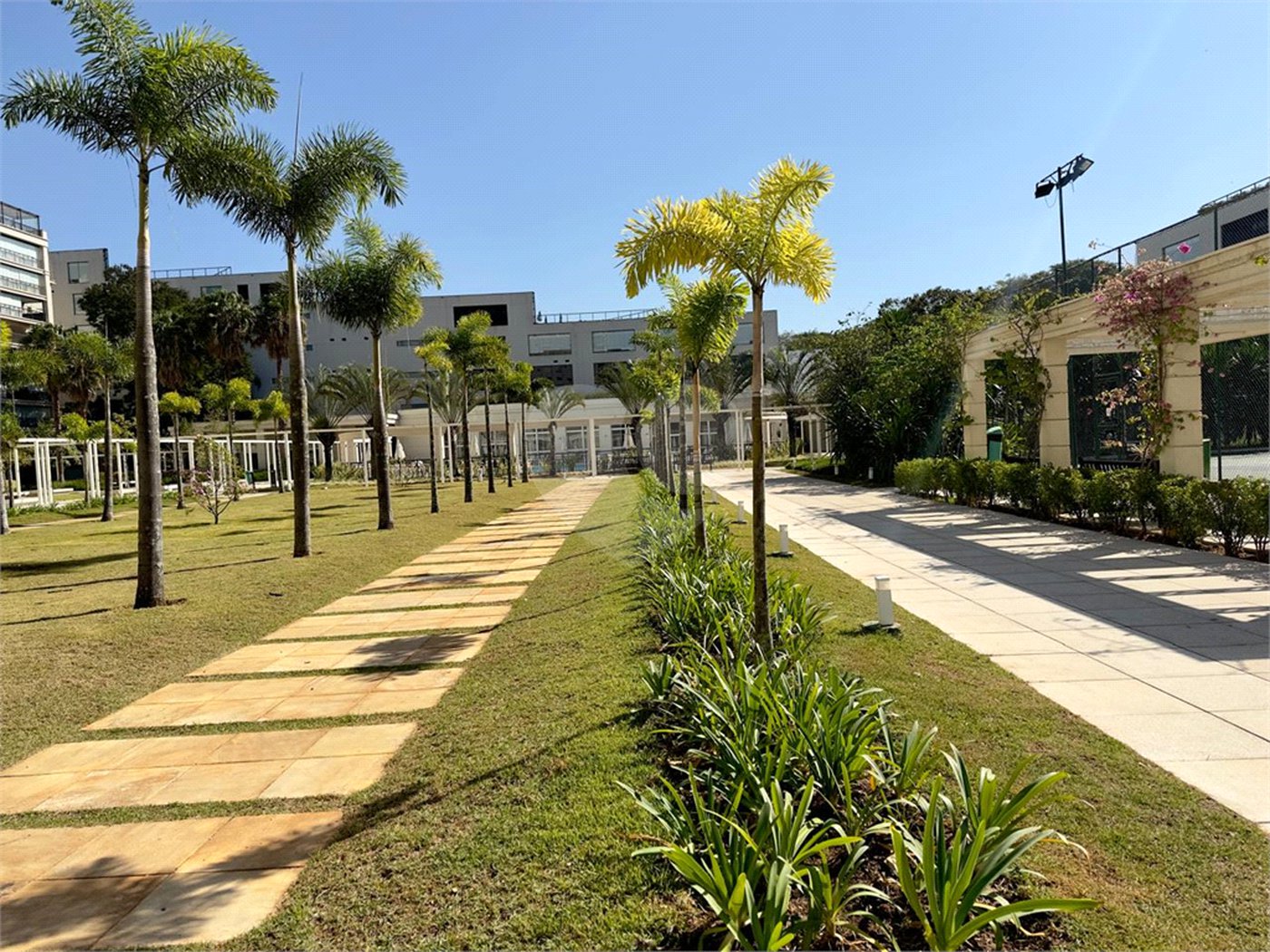 Apartamento à venda com 5 suítes em Santana, São Paulo, SP