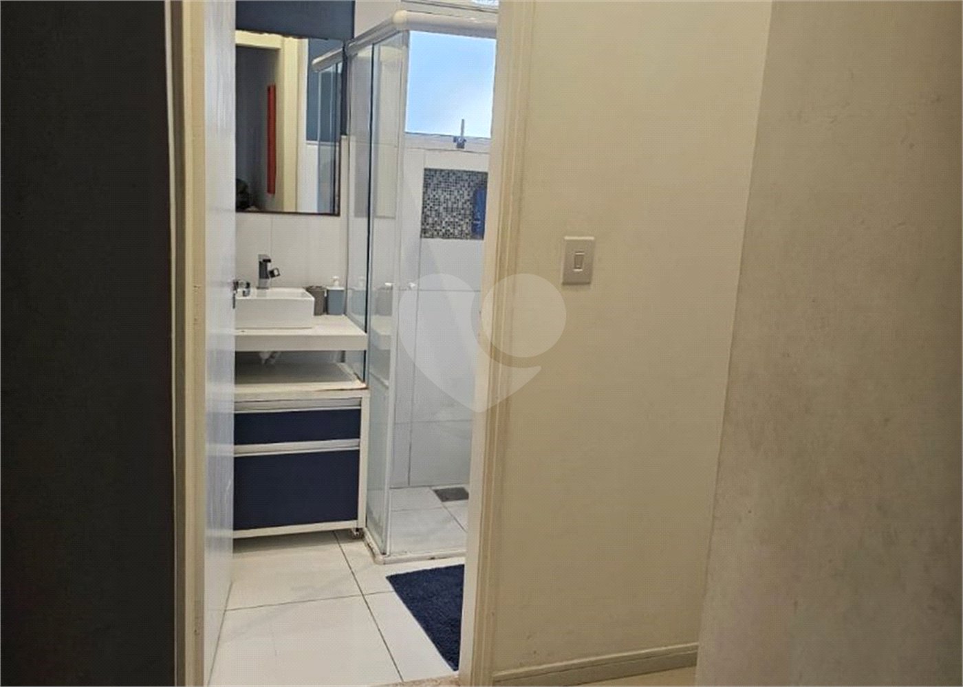 Casa à venda com 3 quartos, sendo 1 suíte, no condomínio Parque das Árvores, Sorocaba - SP