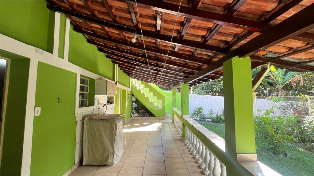 Casa à venda com 2 quartos, sendo 1 suíte, no Centro, Sarapuí, SP