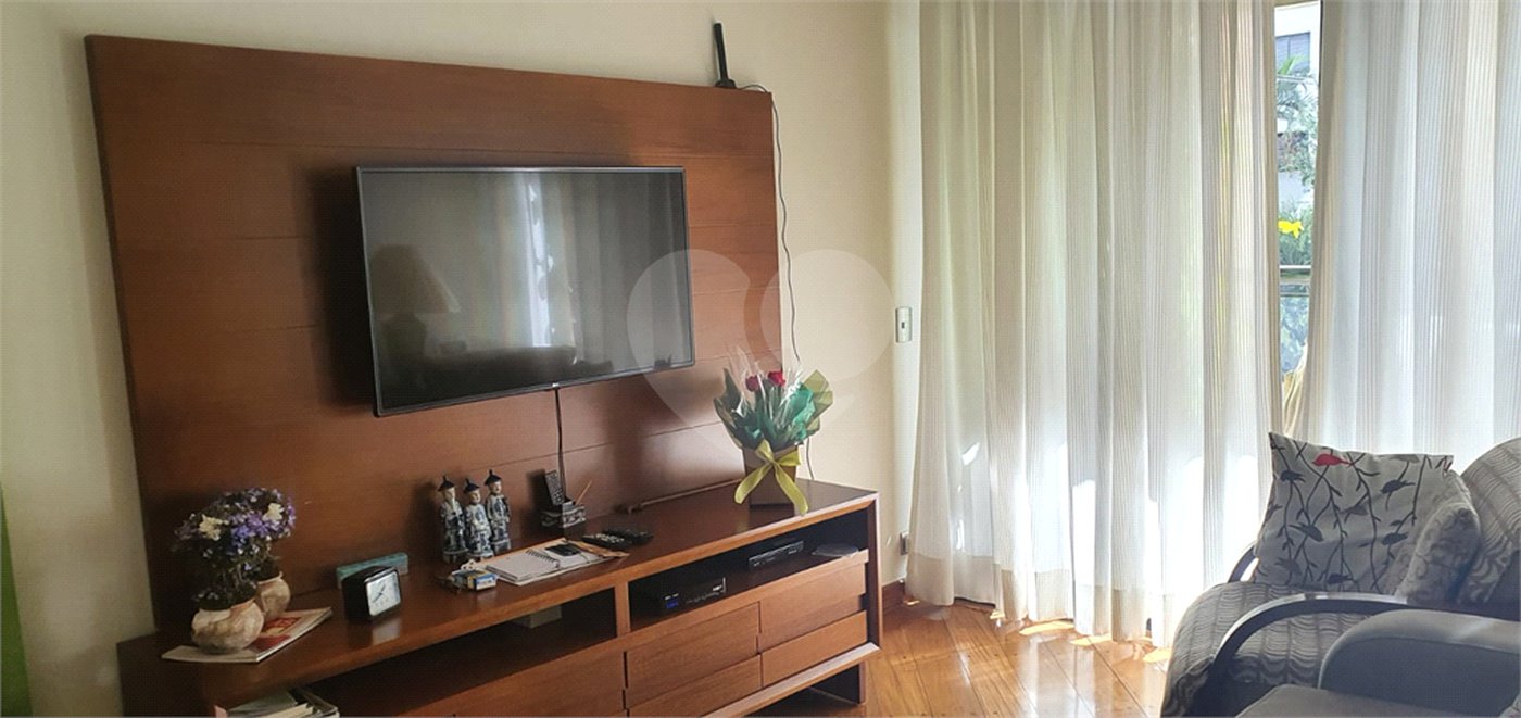 Apartamento à venda com 4 quartos, sendo 3 suítes,  em Perdizes, São Paulo, SP