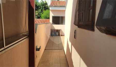Sobrado à venda com 3 quartos, sendo 1 suíte,  em Vila Almeida, Indaiatuba, SP