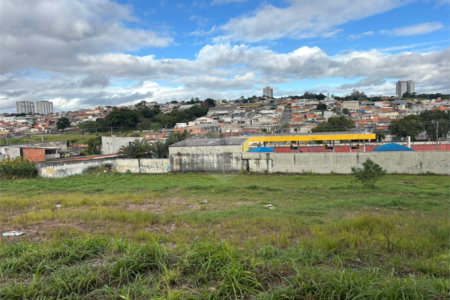 Terreno à venda em Vila Anchieta, Poá, SP