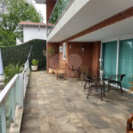 Casa Térrea à venda ou para alugar com 4 suítes em Horto, São Paulo, SP